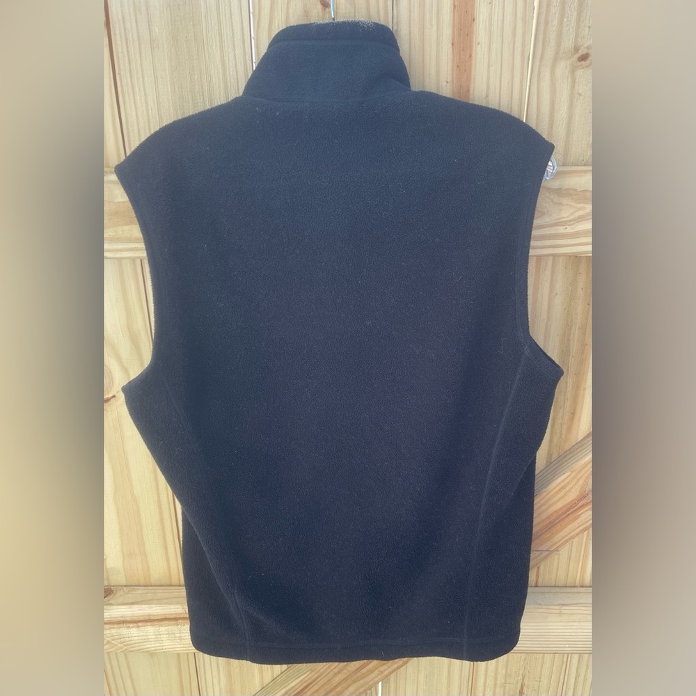 Patagonia Synchilla Men’s Fleece Vest Medium Black – Excellent Layering Piece
24 - Picture 2 of 5